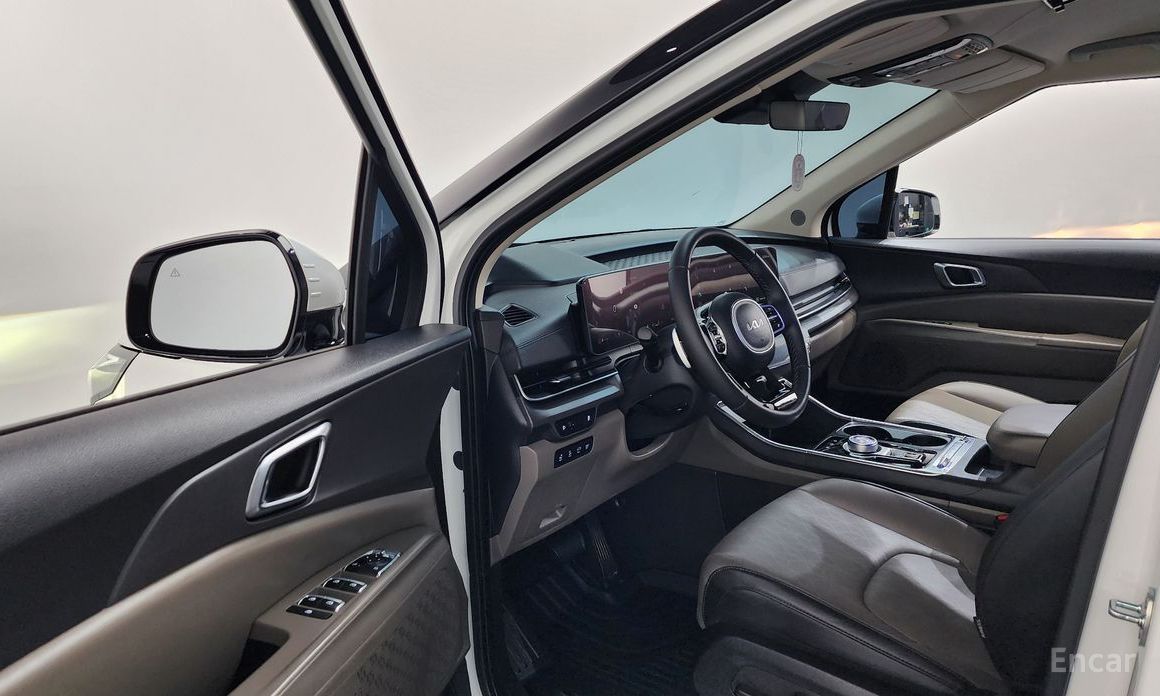 2024 Kia Carnival IV Рестайлинг Gasoline 9-Seater Hi Limousine (7-seater Limousine(Special vehicle) с пробегом 16 119 км