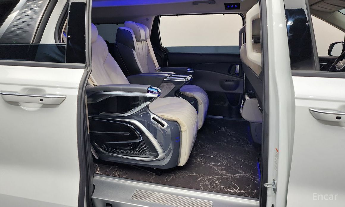 2024 Kia Carnival IV Рестайлинг Gasoline 9-Seater Hi Limousine (7-seater Limousine(Special vehicle) с пробегом 16 119 км