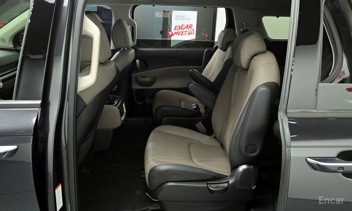 2024 Kia Carnival IV Рестайлинг Gasoline 9-Seater Noblesse с пробегом 12 552 км