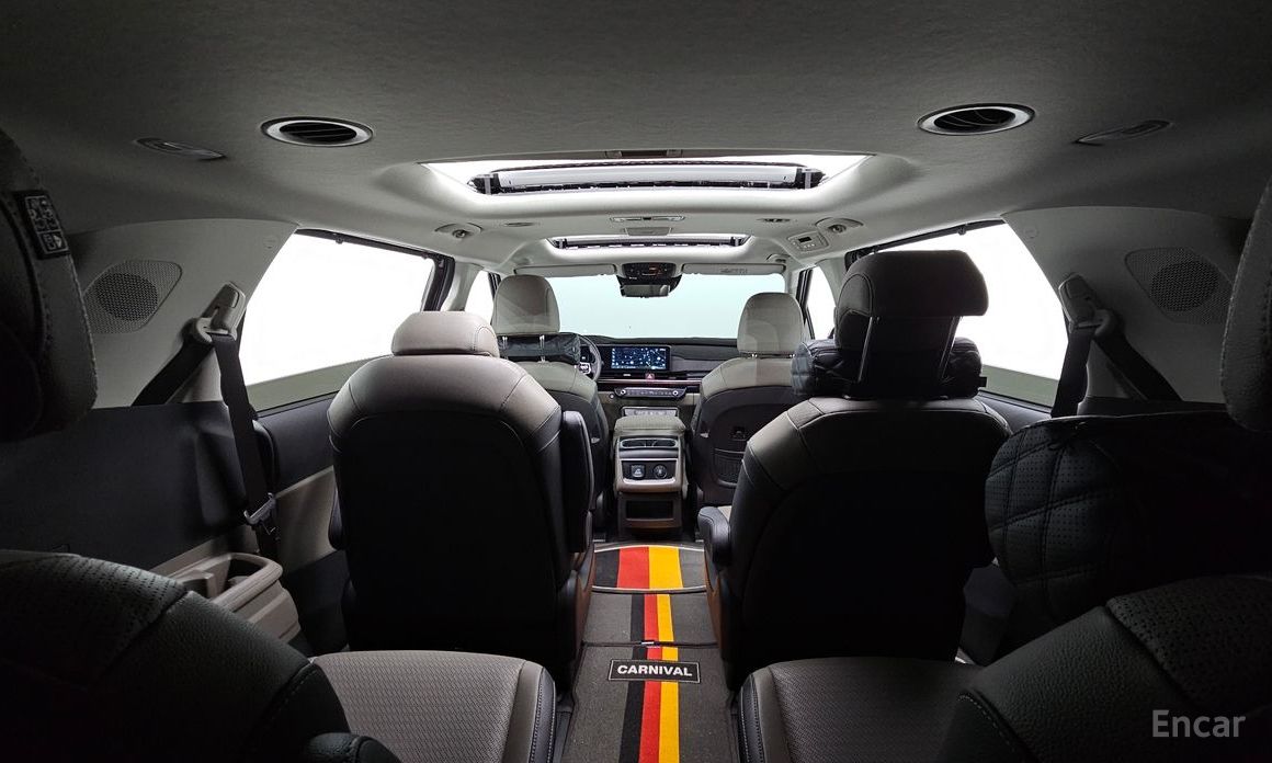 2024 Kia Carnival IV Рестайлинг Gasoline 9-Seater Signature с пробегом 19 508 км