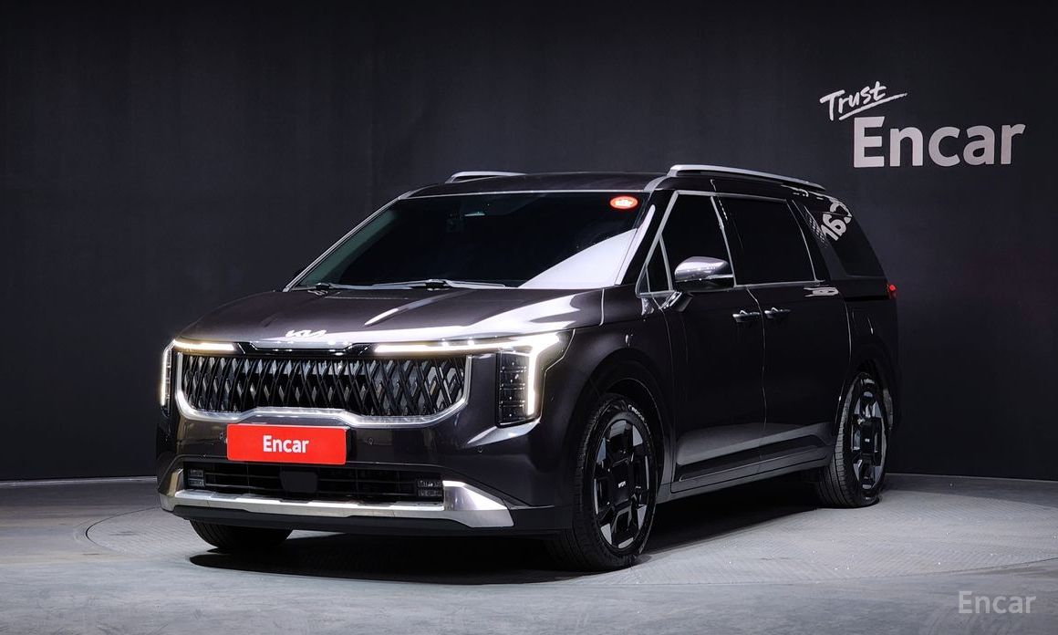 2024 Kia Carnival IV Рестайлинг Gasoline 9-Seater Signature с пробегом 24 977 км