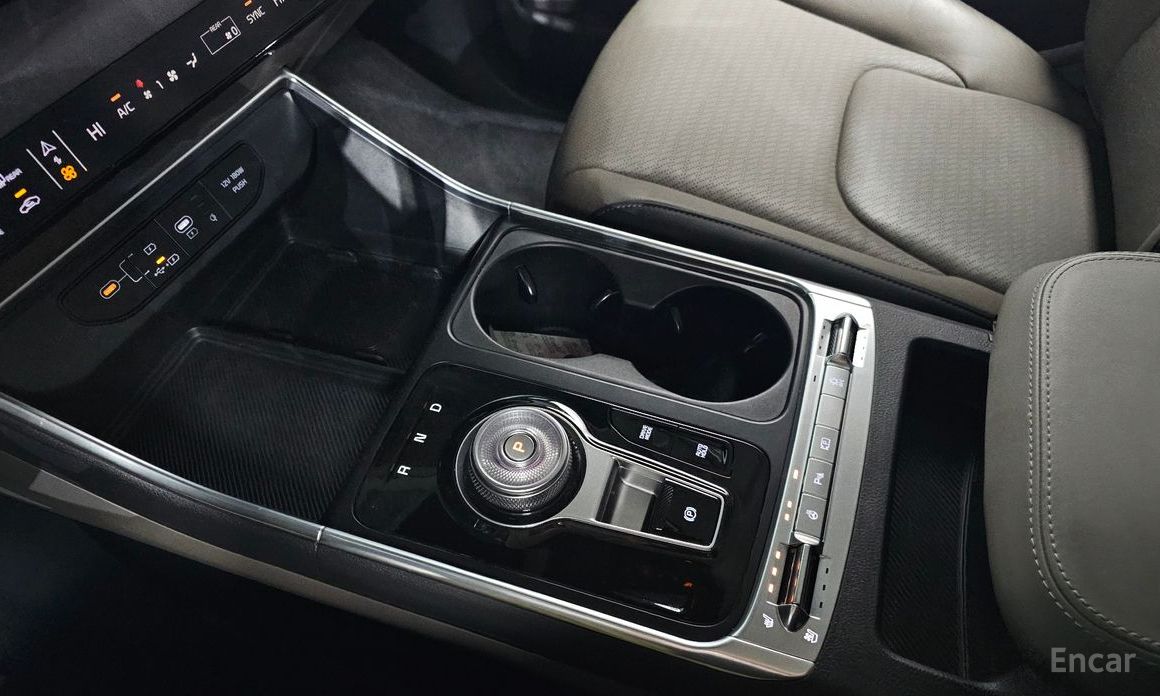 2024 Kia Carnival IV Рестайлинг Gasoline 9-Seater Noblesse с пробегом 16 955 км