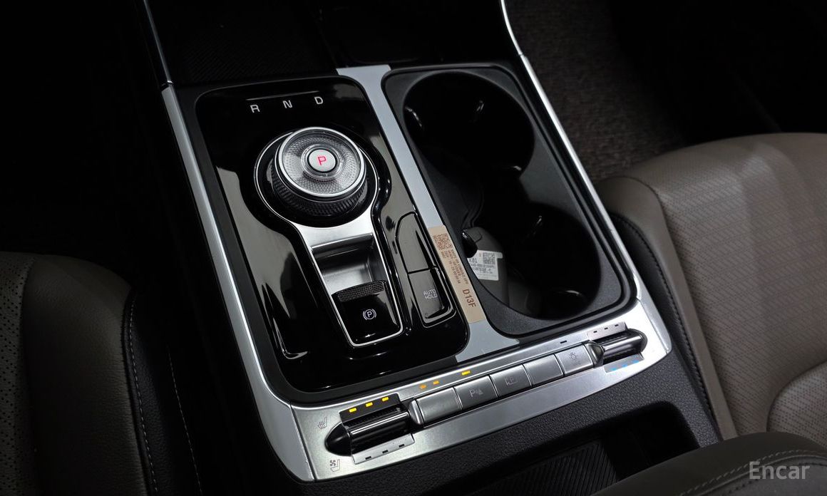 2024 Kia Carnival IV Рестайлинг Gasoline 9-Seater Noblesse с пробегом 16 659 км
