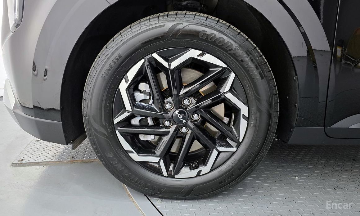 2025 Kia Carnival IV Рестайлинг Gasoline 9-Seater Prestige с пробегом 15 567 км