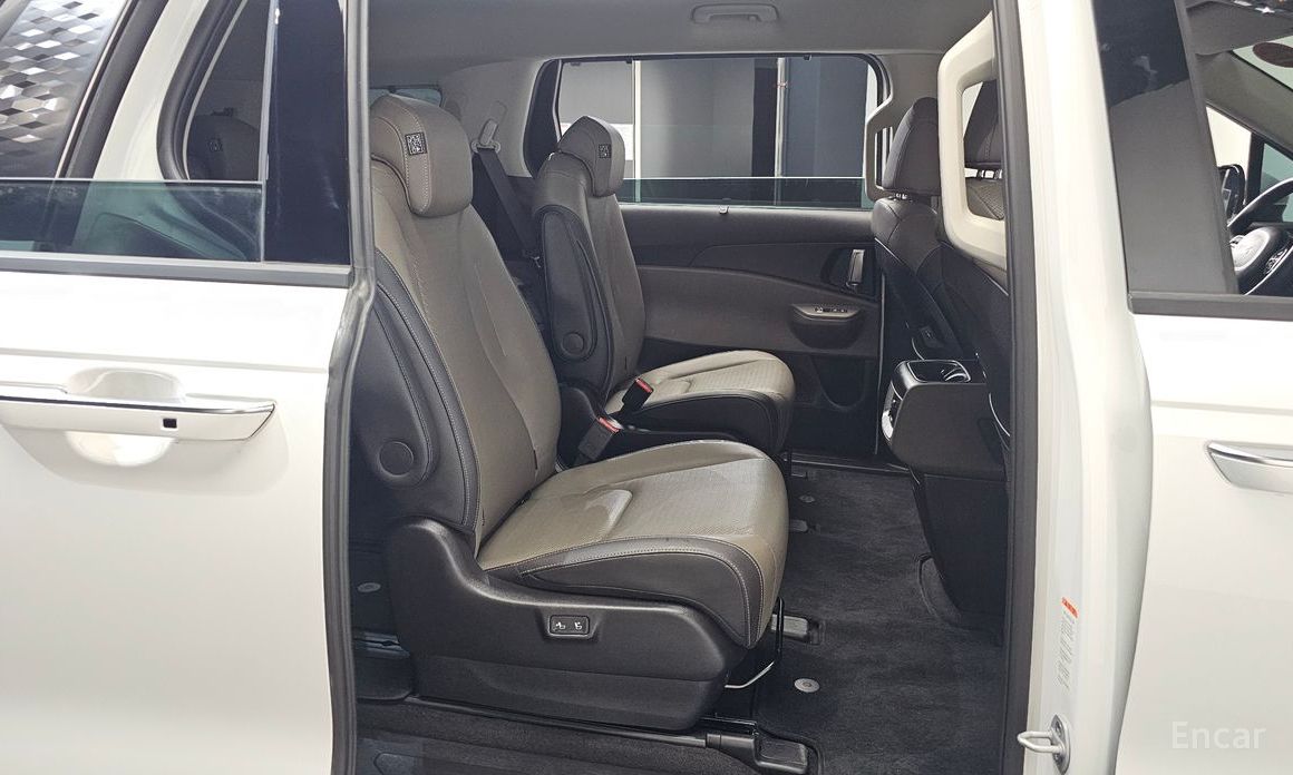 2024 Kia Carnival IV Рестайлинг Gasoline 9-Seater Noblesse с пробегом 16 955 км