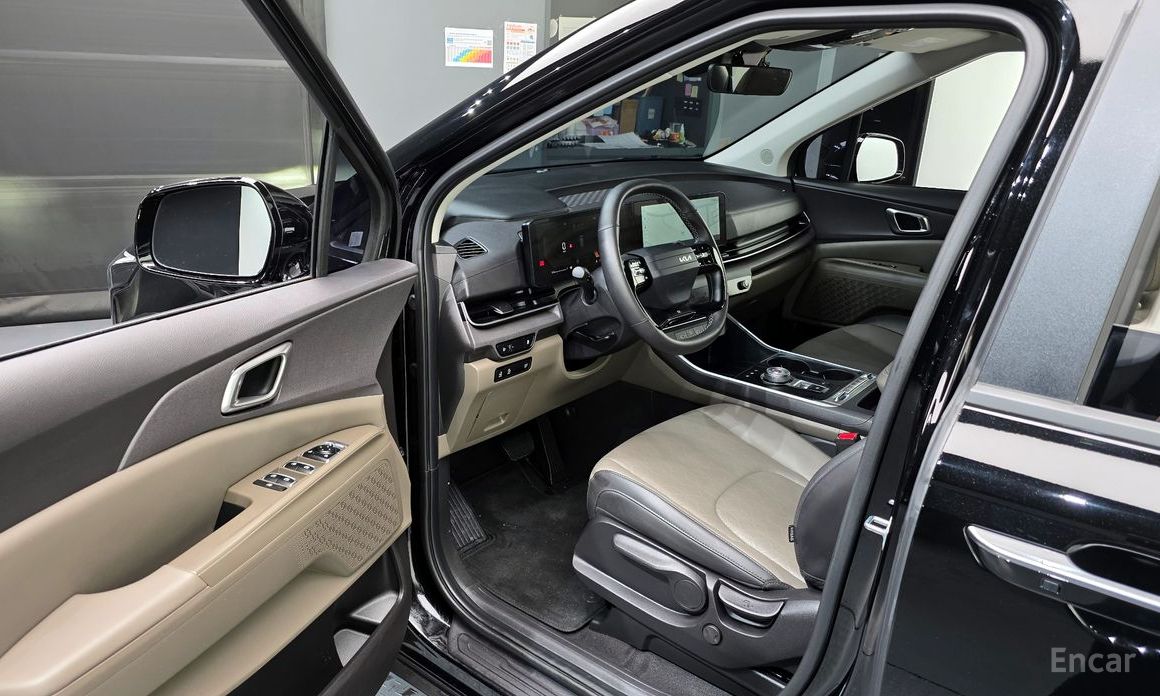 2025 Kia Carnival IV Рестайлинг Gasoline 9-Seater Prestige с пробегом 15 567 км
