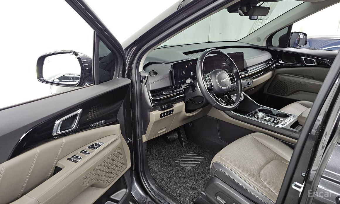 2024 Kia Carnival IV Рестайлинг Gasoline 9-Seater Signature с пробегом 24 977 км