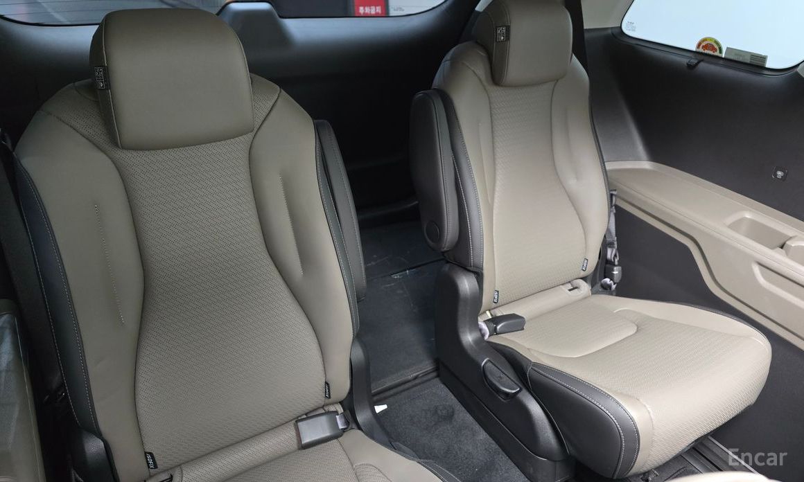 2024 Kia Carnival IV Рестайлинг Gasoline 9-Seater Signature с пробегом 43 853 км