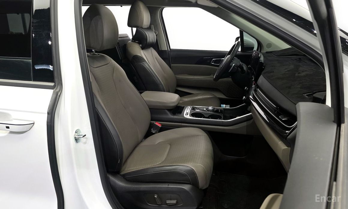 2024 Kia Carnival IV Рестайлинг Gasoline 9-Seater Signature с пробегом 16 180 км