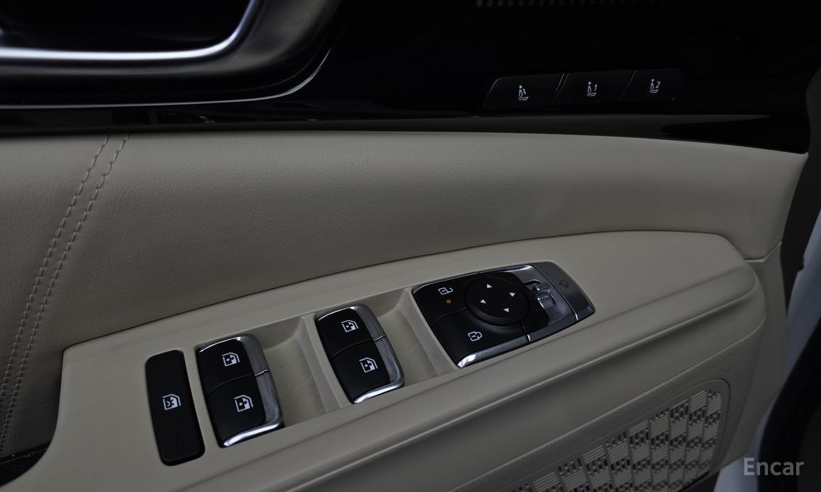 2024 Kia Carnival IV Рестайлинг Gasoline 9-Seater Hi Limousine Signature с пробегом 23 597 км