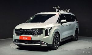 2025 Kia Carnival IV Рестайлинг Gasoline 9-Seater Signature с пробегом 8 622 км