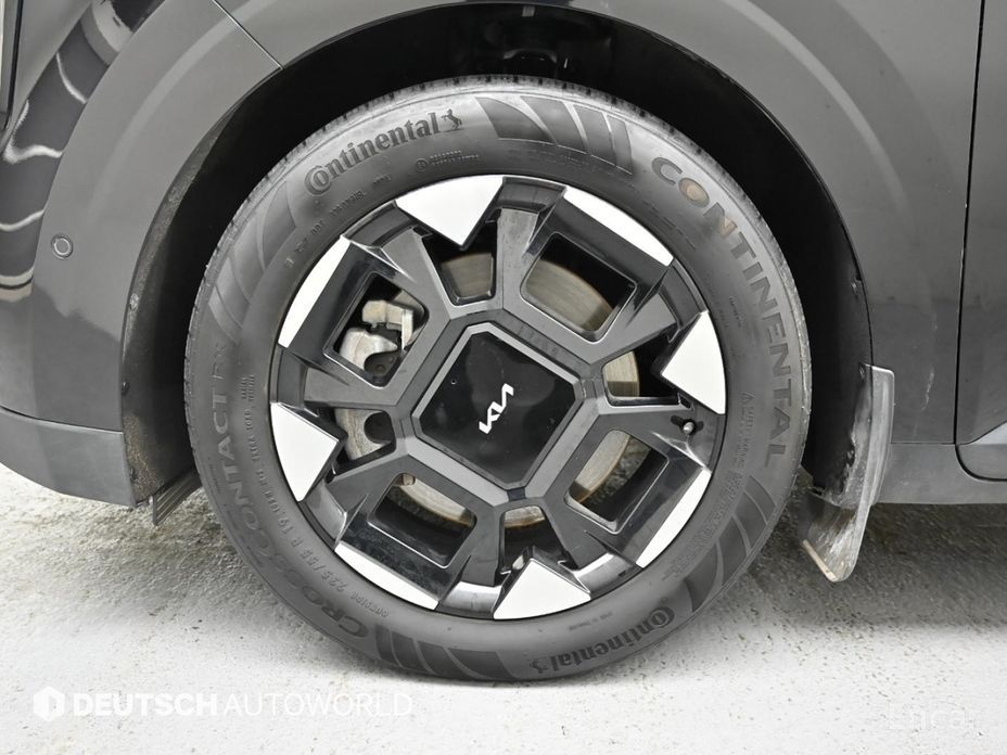 2024 Kia Carnival IV Рестайлинг Gasoline 9-Seater Signature с пробегом 16 300 км