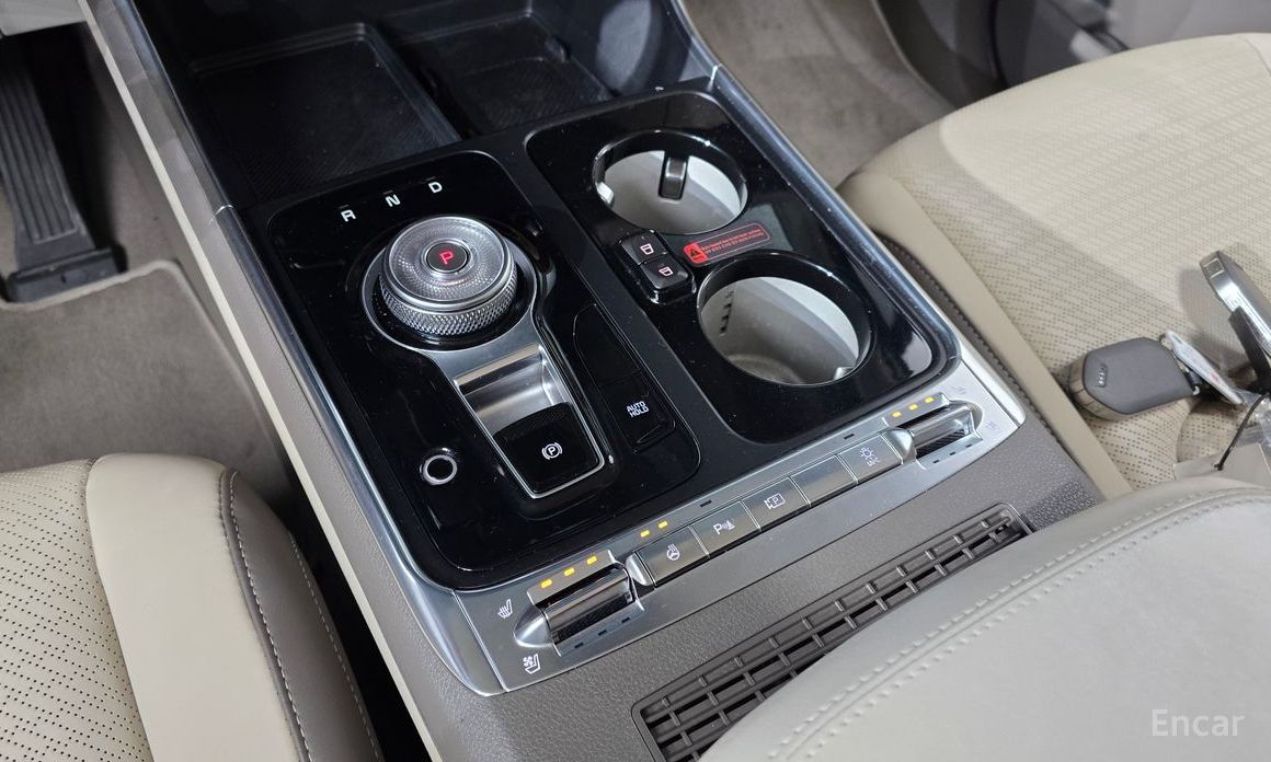 2025 Kia Carnival IV Рестайлинг Gasoline 9-Seater Hi Limousine Signature с пробегом 39 655 км