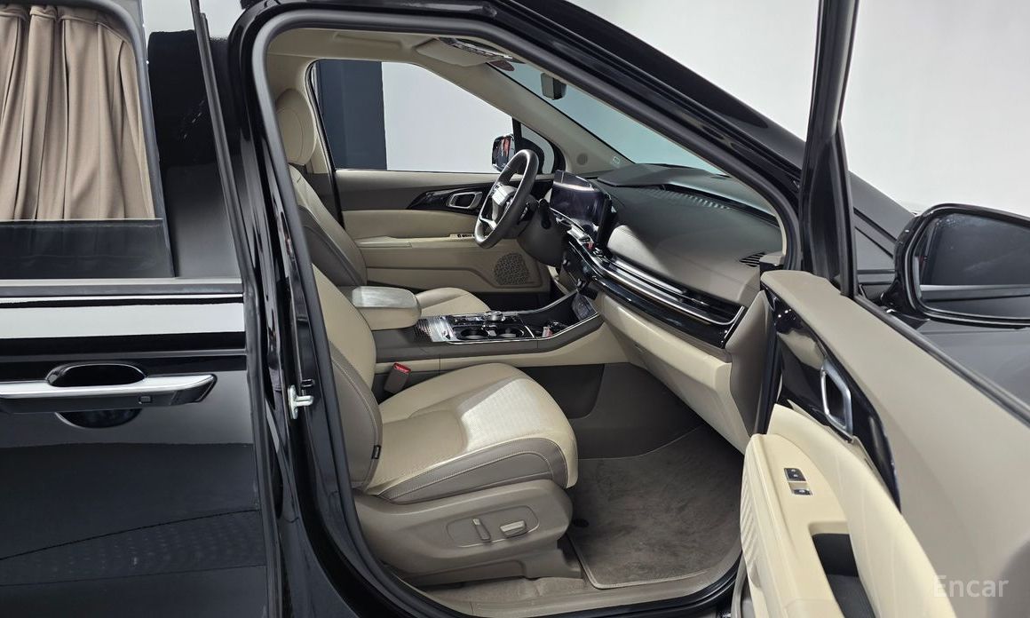 2025 Kia Carnival IV Рестайлинг Gasoline 9-Seater Hi Limousine Signature с пробегом 39 655 км