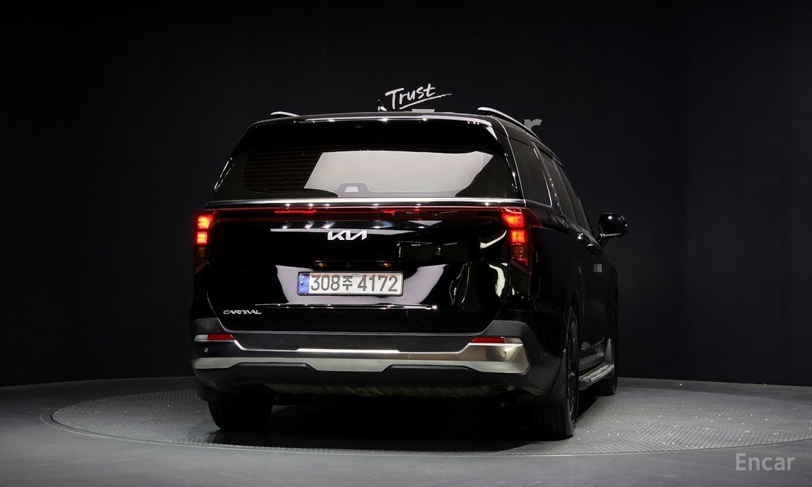 2024 Kia Carnival IV Рестайлинг Gasoline 9-Seater Signature с пробегом 16 362 км