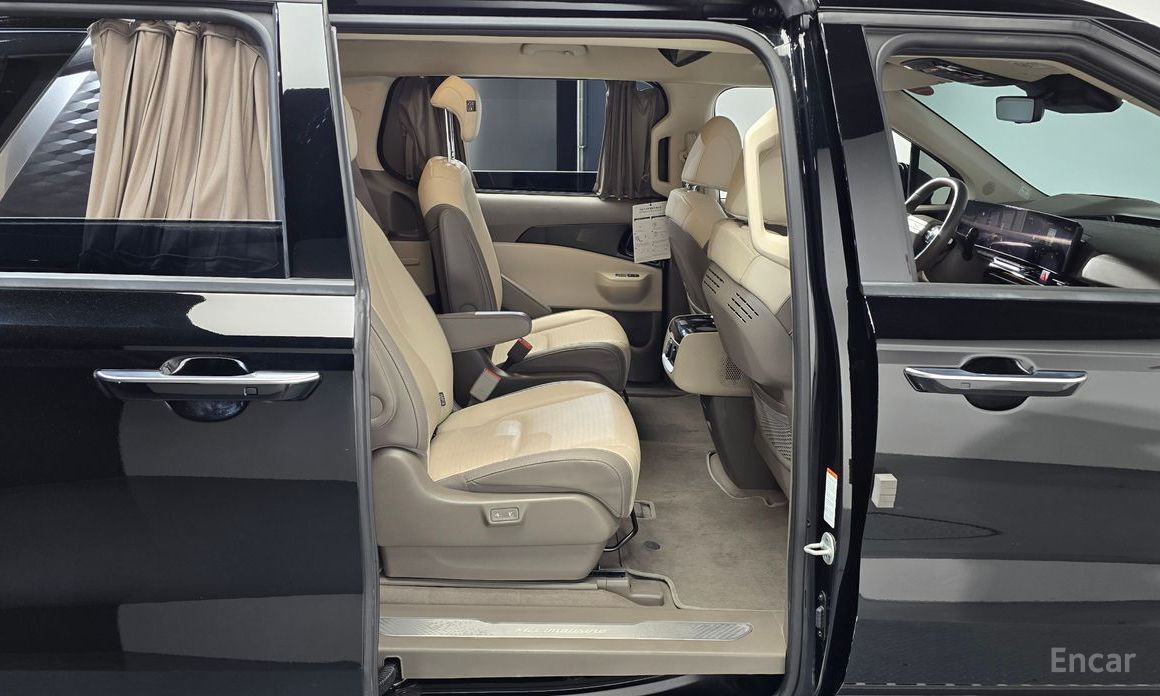 2025 Kia Carnival IV Рестайлинг Gasoline 9-Seater Hi Limousine Signature с пробегом 39 655 км