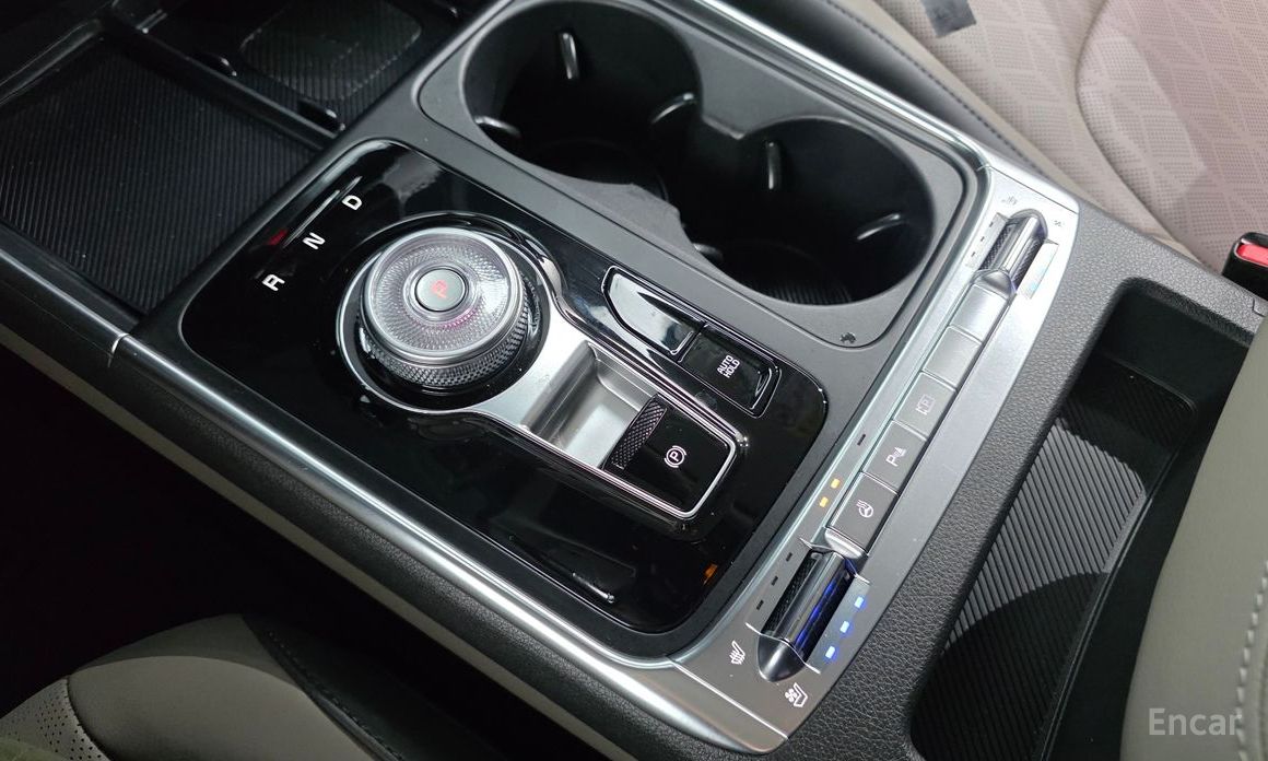 2025 Kia Carnival IV Рестайлинг Gasoline 9-Seater Noblesse с пробегом 8 525 км
