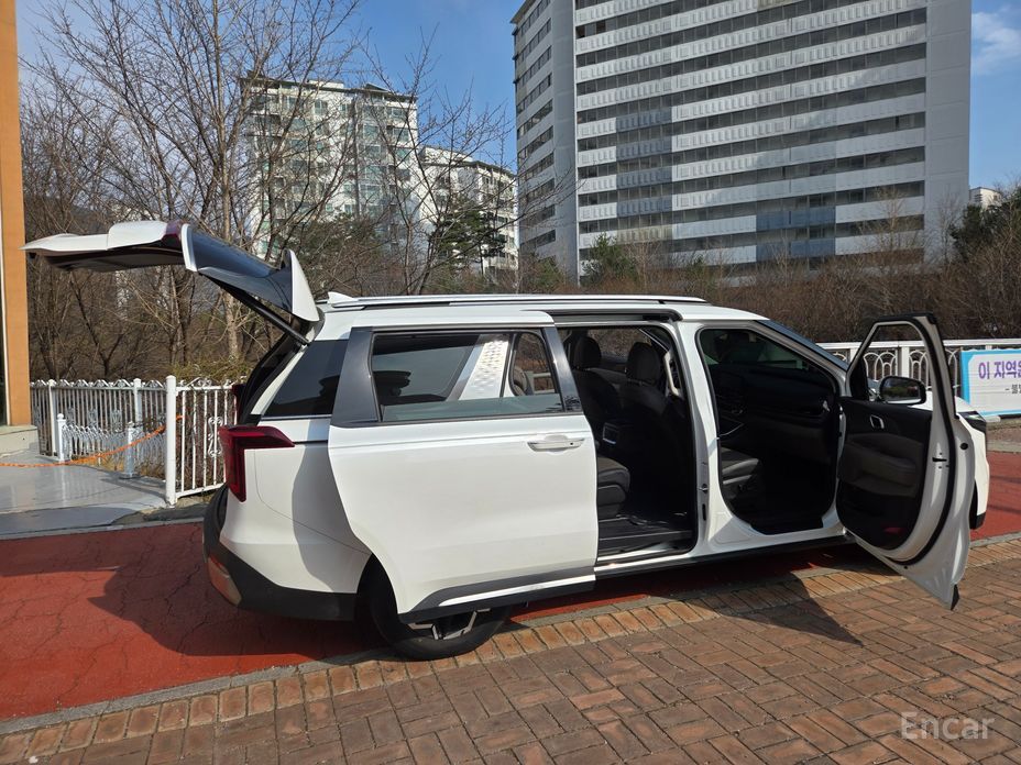 2024 Kia Carnival IV Рестайлинг Gasoline 9-Seater Noblesse с пробегом 43 272 км
