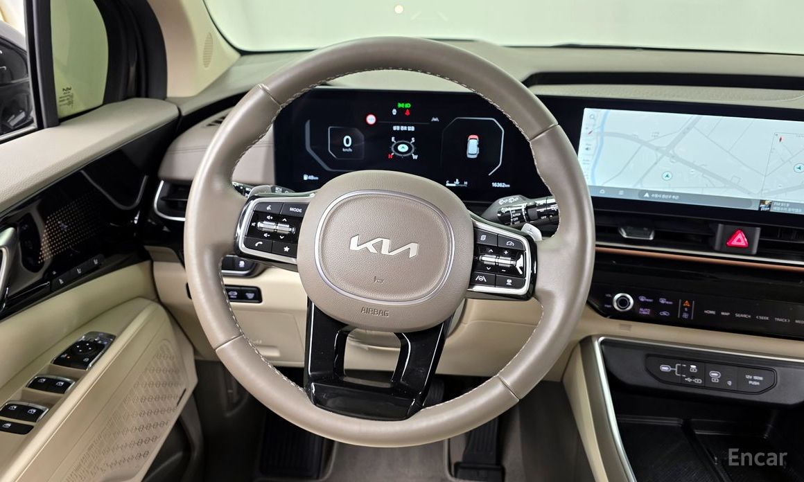 2024 Kia Carnival IV Рестайлинг Gasoline 9-Seater Signature с пробегом 16 362 км