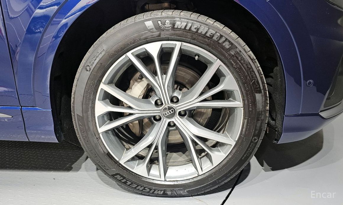 2021 Audi Q8 I (4M) 50 TDI Quattro Premium с пробегом 83 477 км