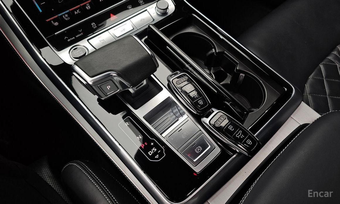2021 Audi Q8 I (4M) 50 TDI Quattro Premium с пробегом 83 477 км