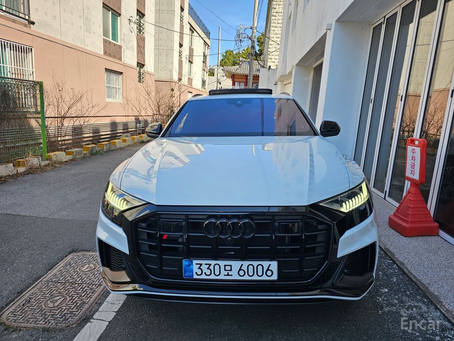 2022 Audi Q8 I (4M) 55 TFSI Quattro Premium с пробегом 42 017 км