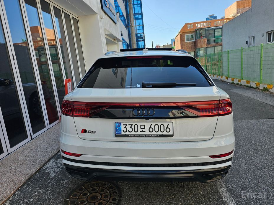 2022 Audi Q8 I (4M) 55 TFSI Quattro Premium с пробегом 42 017 км
