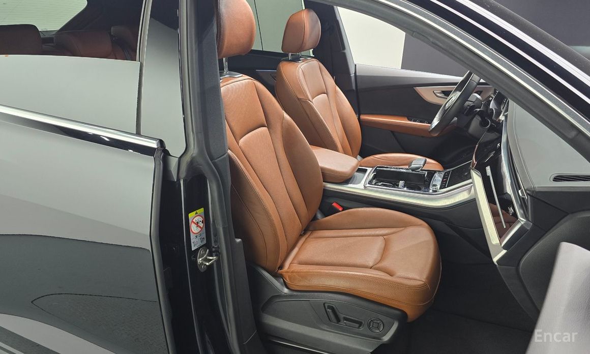 2021 Audi Q8 I (4M) 45 TDI Quattro Premium с пробегом 132 951 км