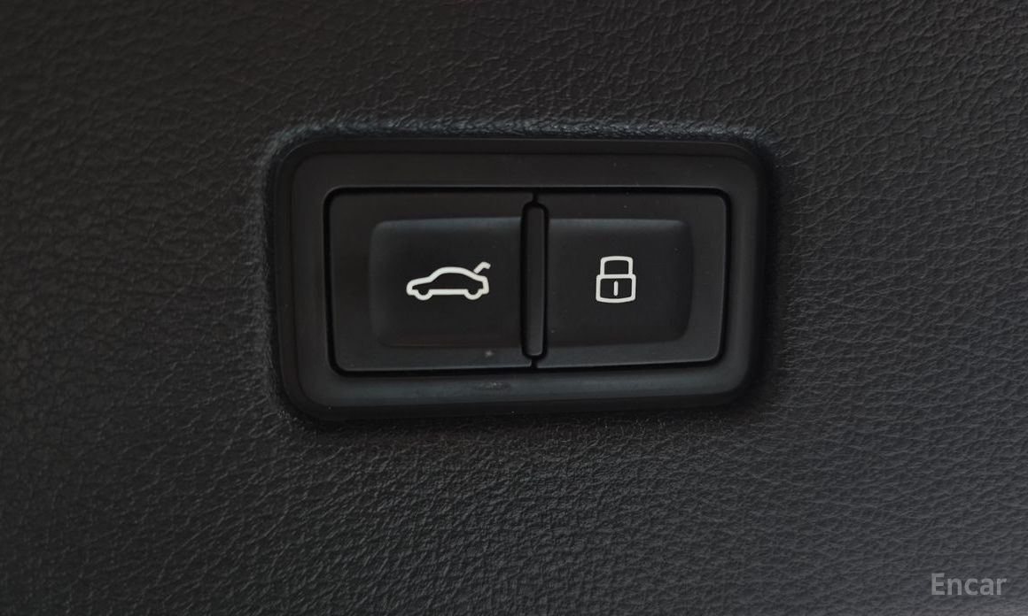 2021 Audi Q8 I (4M) 45 TDI Quattro Premium с пробегом 132 951 км