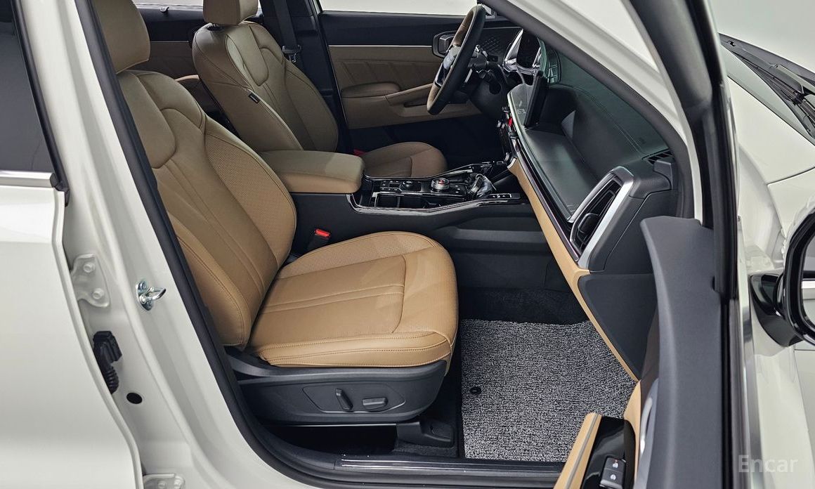 2025 Kia Sorento IV Рестайлинг Gasoline 2.5T 2WD Signature с пробегом 3 029 км