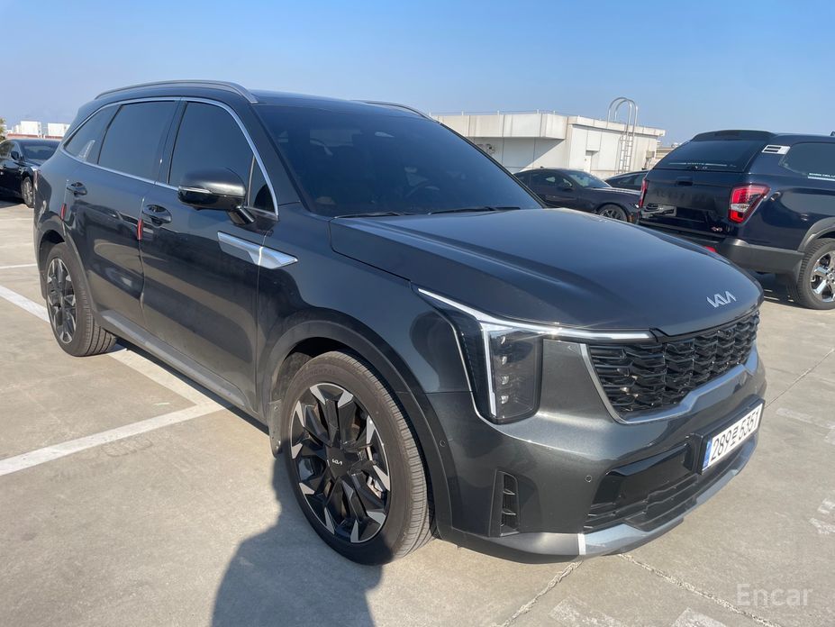 2025 Kia Sorento IV Рестайлинг Gasoline 2.5T 4WD Signature с пробегом 13 601 км