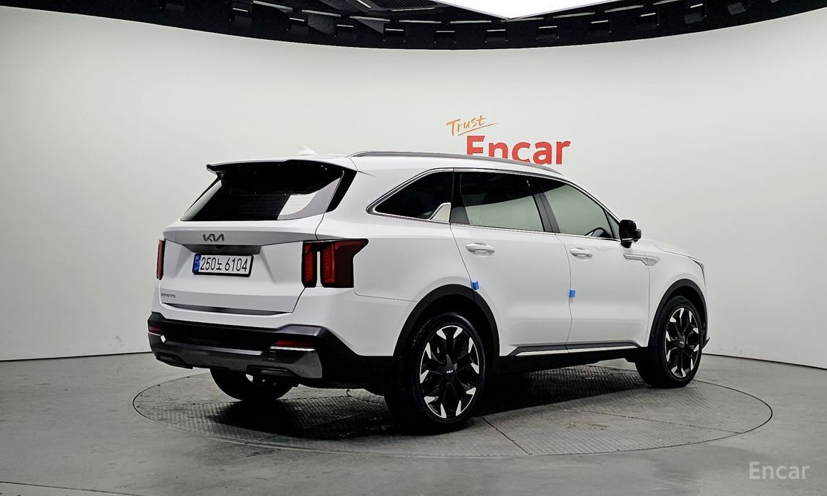 2024 Kia Sorento IV Рестайлинг Gasoline 2.5T 2WD Noblesse с пробегом 14 046 км