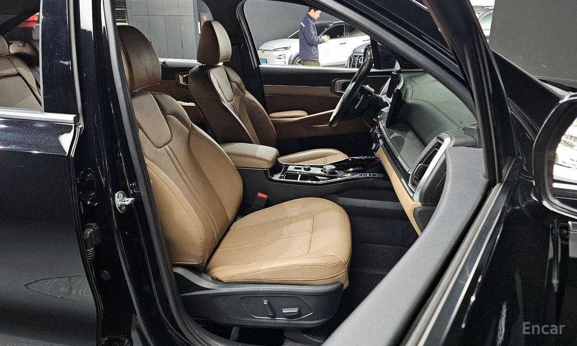 2024 Kia Sorento IV Рестайлинг Gasoline 2.5T 2WD Noblesse с пробегом 7 602 км