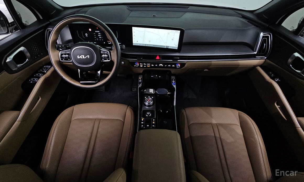 2024 Kia Sorento IV Рестайлинг Gasoline 2.5T 2WD Noblesse с пробегом 14 046 км