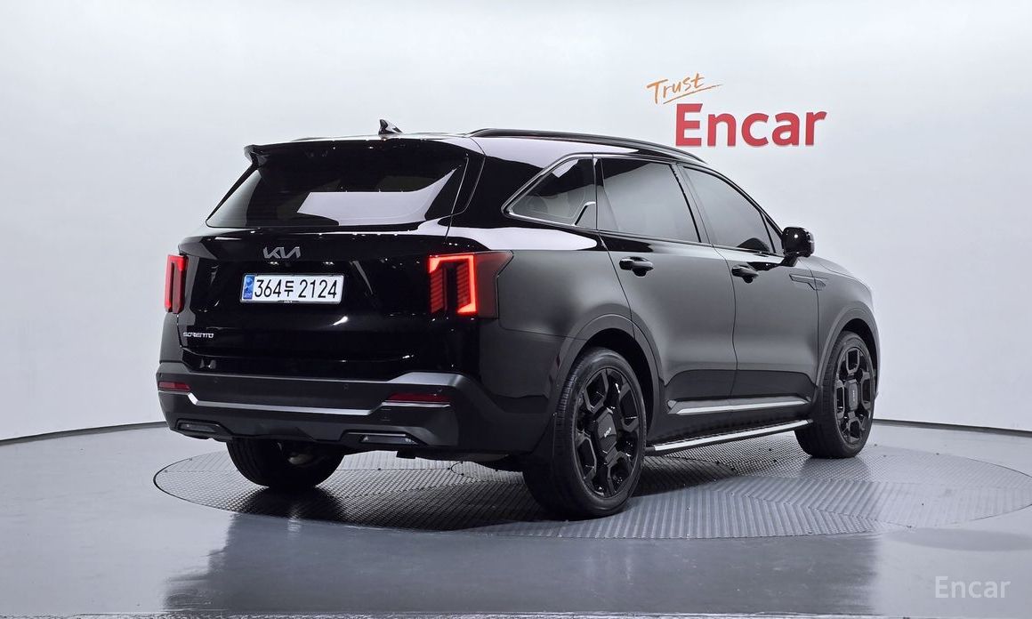 2023 Kia Sorento IV Рестайлинг Gasoline 2.5T 2WD Gravity с пробегом 17 019 км