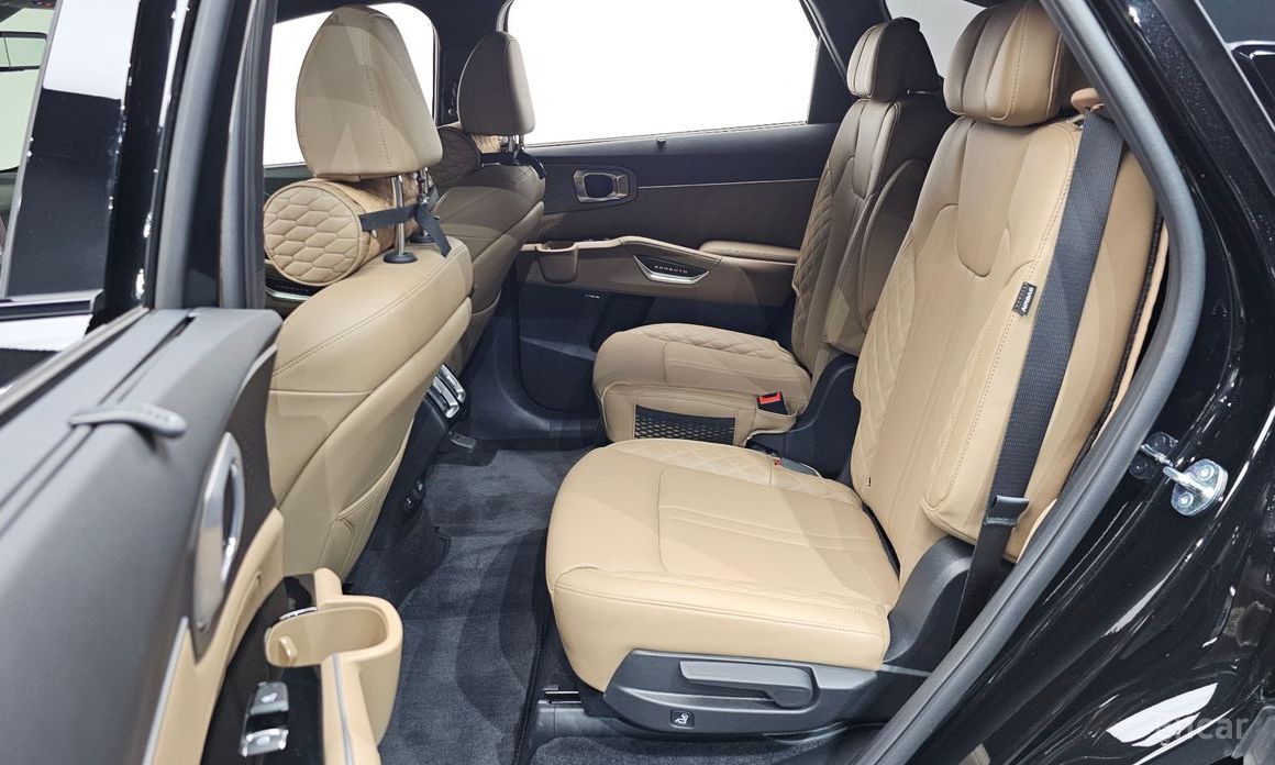 2024 Kia Sorento IV Рестайлинг Gasoline 2.5T 4WD Gravity с пробегом 10 062 км
