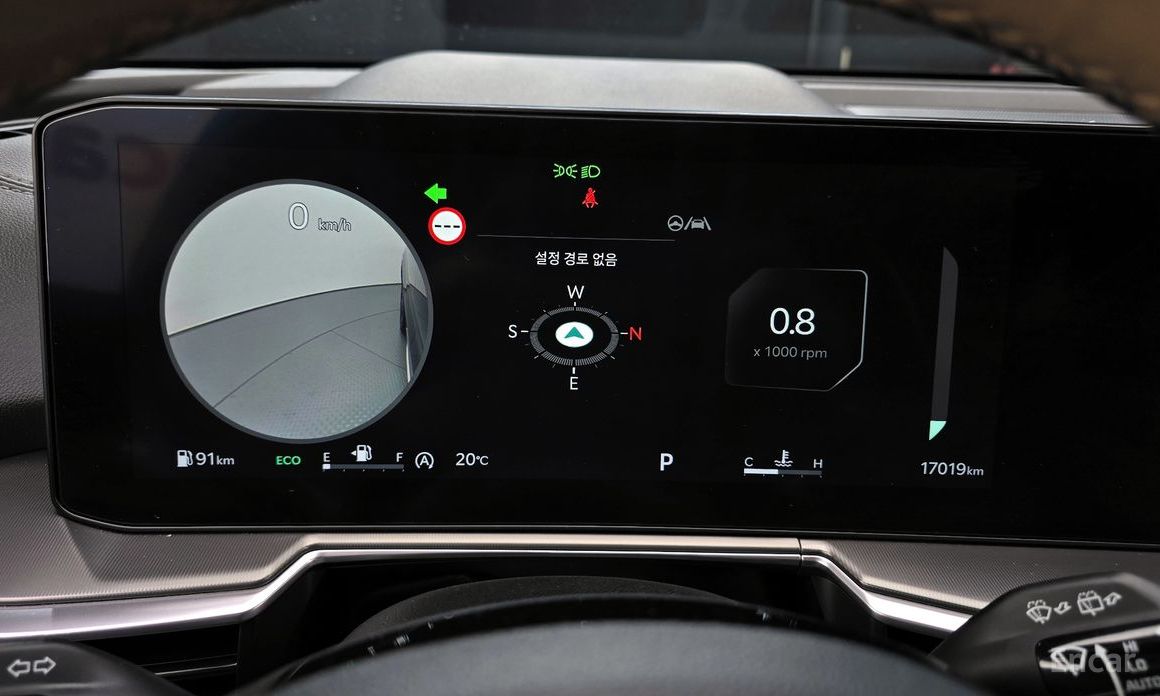 2023 Kia Sorento IV Рестайлинг Gasoline 2.5T 2WD Gravity с пробегом 17 019 км