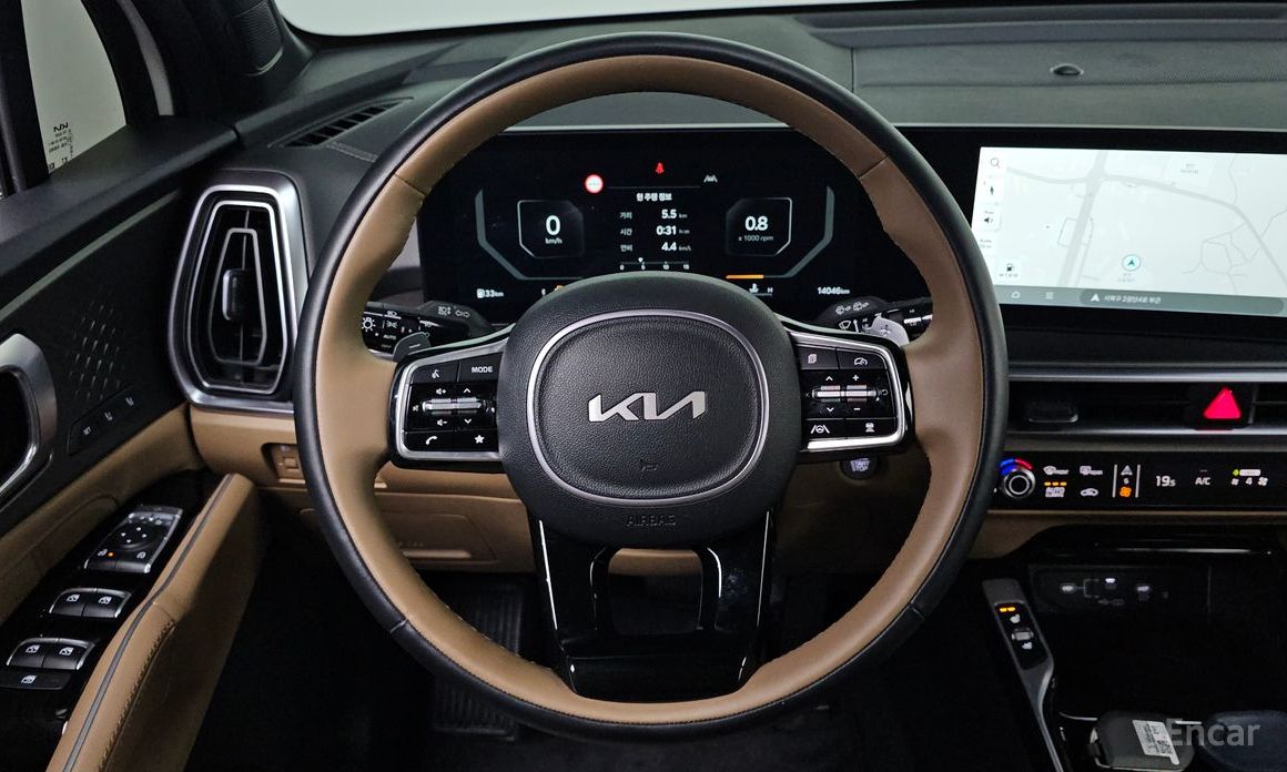 2024 Kia Sorento IV Рестайлинг Gasoline 2.5T 2WD Noblesse с пробегом 14 046 км