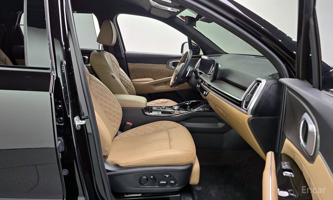 2023 Kia Sorento IV Рестайлинг Gasoline 2.5T 2WD Gravity с пробегом 17 019 км