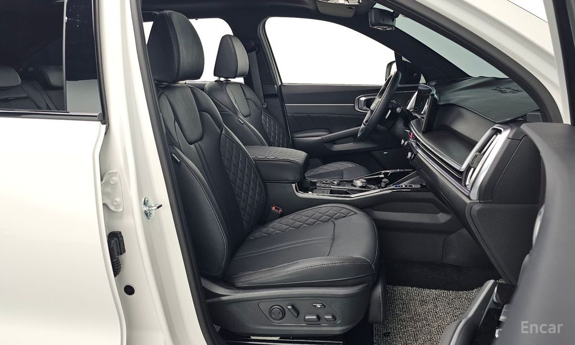 2025 Kia Sorento IV Рестайлинг Gasoline 2.5T 2WD Signature X Line с пробегом 6 724 км