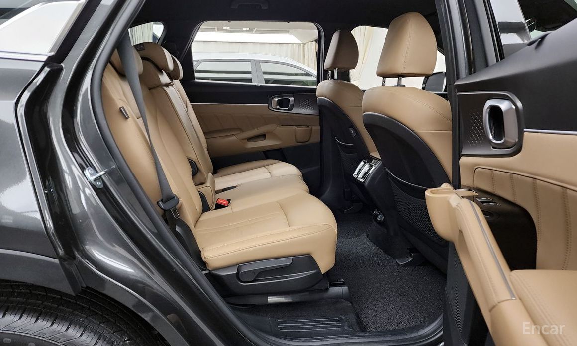 2025 Kia Sorento IV Рестайлинг Gasoline 2.5T 2WD Noblesse с пробегом 3 367 км
