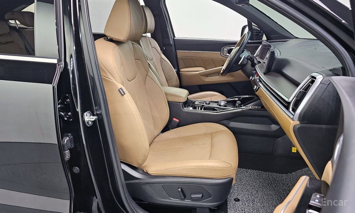 2023 Kia Sorento IV Рестайлинг Gasoline 2.5T 2WD Signature с пробегом 25 819 км