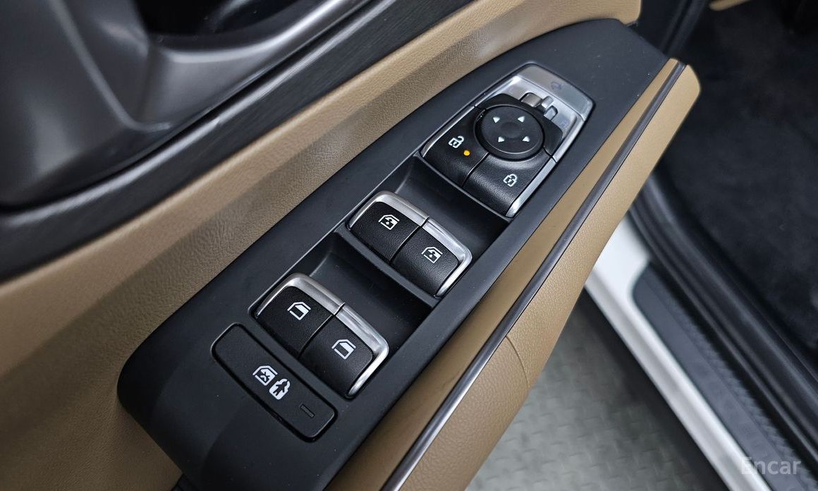 2024 Kia Sorento IV Рестайлинг Diesel 2.2 2WD Prestige с пробегом 24 990 км