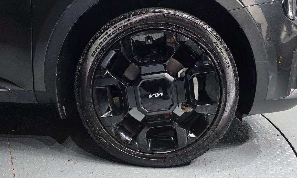 2023 Kia Sorento IV Рестайлинг Gasoline 2.5T 2WD Gravity с пробегом 29 932 км