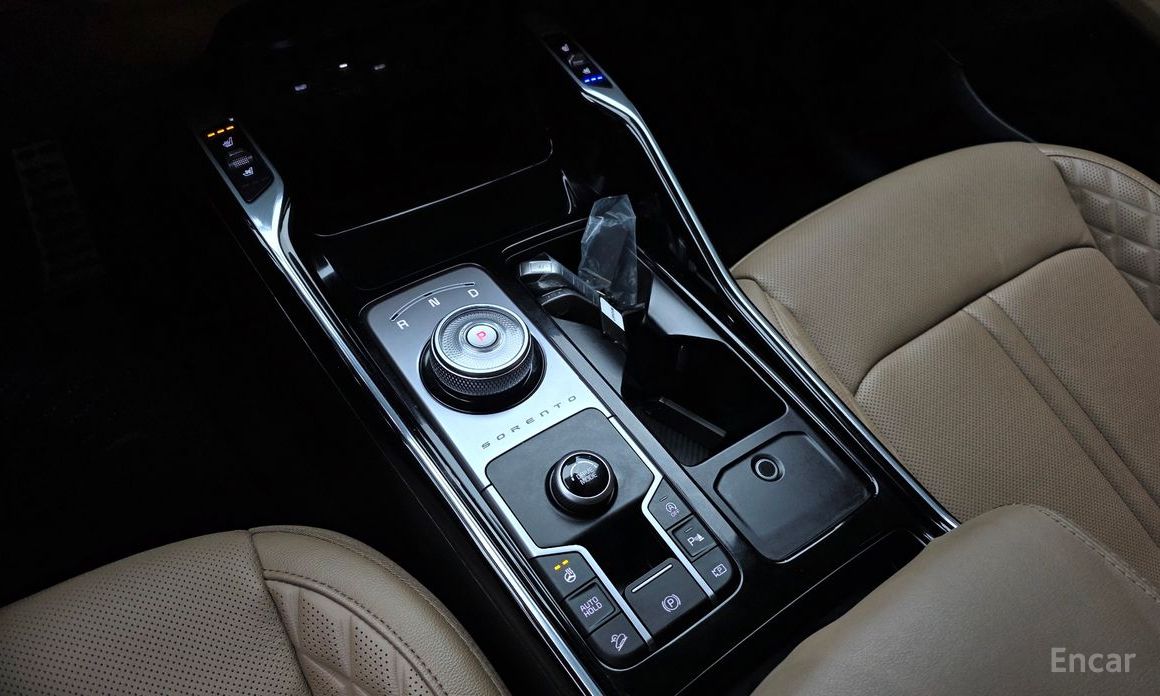 2023 Kia Sorento IV Рестайлинг Gasoline 2.5T 2WD Gravity с пробегом 29 932 км