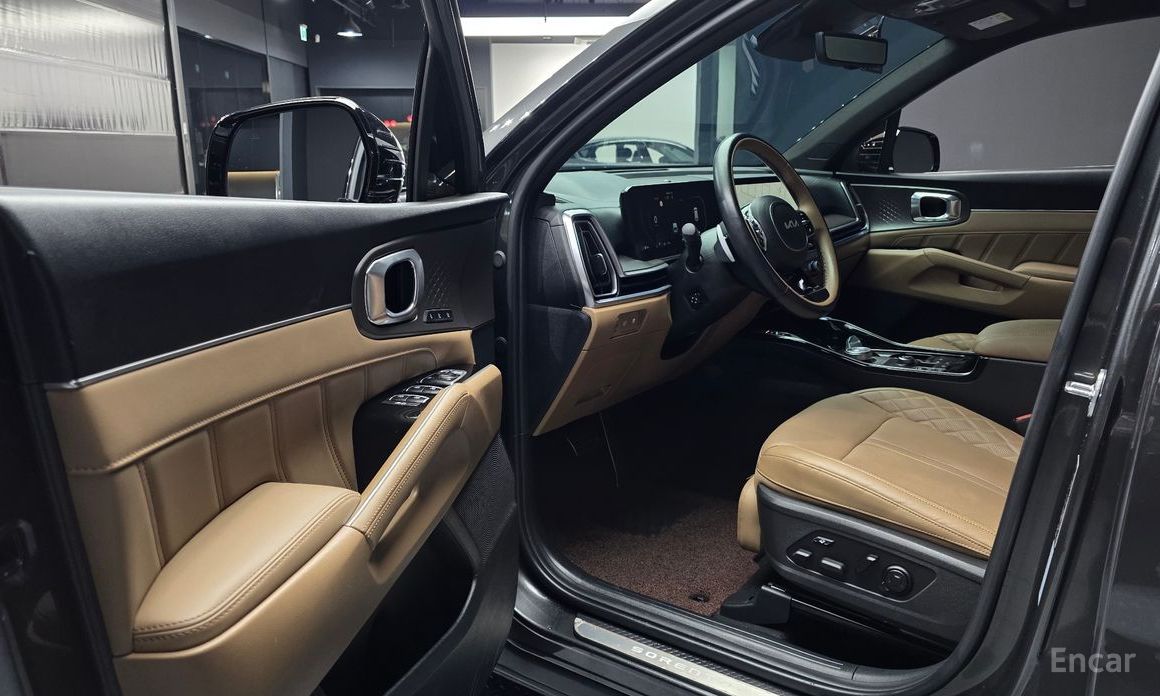 2023 Kia Sorento IV Рестайлинг Gasoline 2.5T 2WD Gravity с пробегом 29 932 км