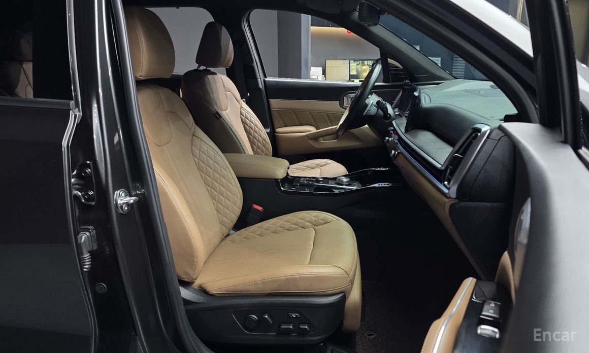 2023 Kia Sorento IV Рестайлинг Gasoline 2.5T 2WD Gravity с пробегом 29 932 км