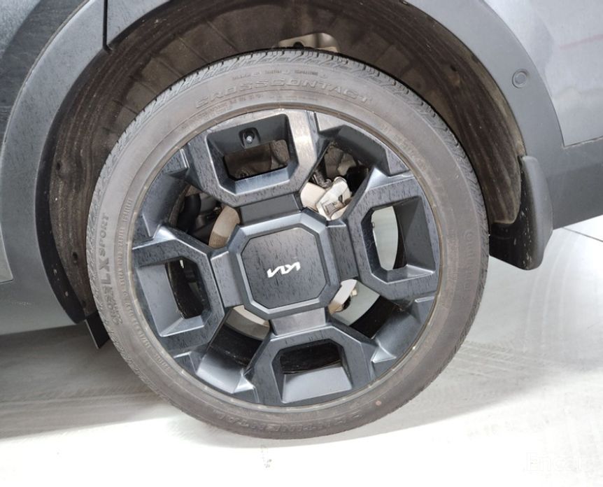 2025 Kia Sorento IV Рестайлинг Gasoline 2.5T 2WD Gravity с пробегом 24 144 км