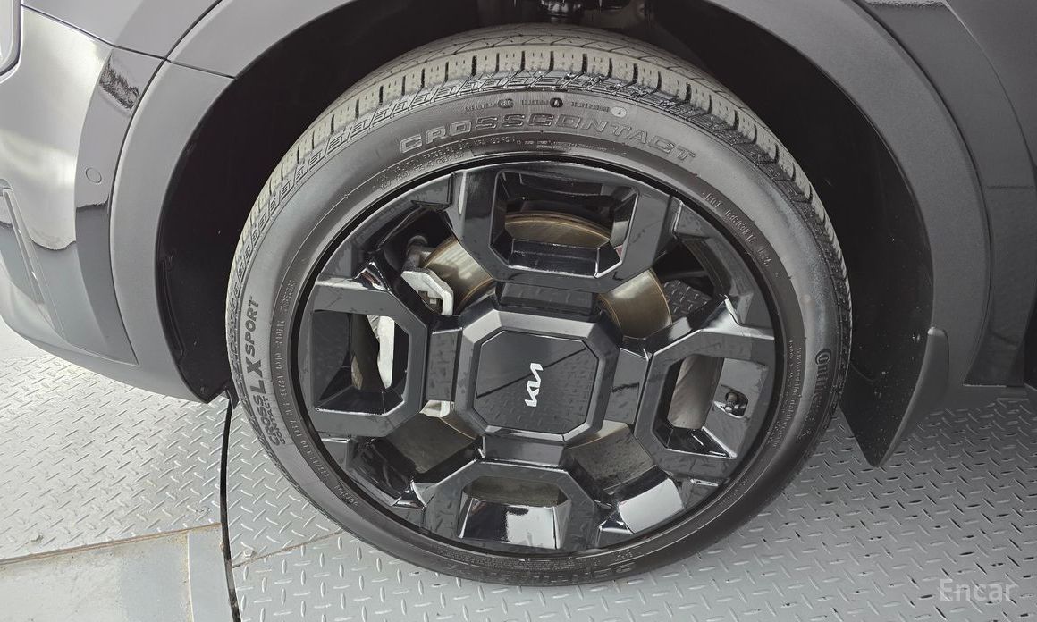 2024 Kia Sorento IV Рестайлинг Gasoline 2.5T 2WD Gravity с пробегом 11 874 км