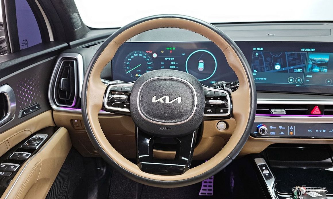 2023 Kia Sorento IV Рестайлинг Gasoline 2.5T 2WD Gravity с пробегом 25 381 км